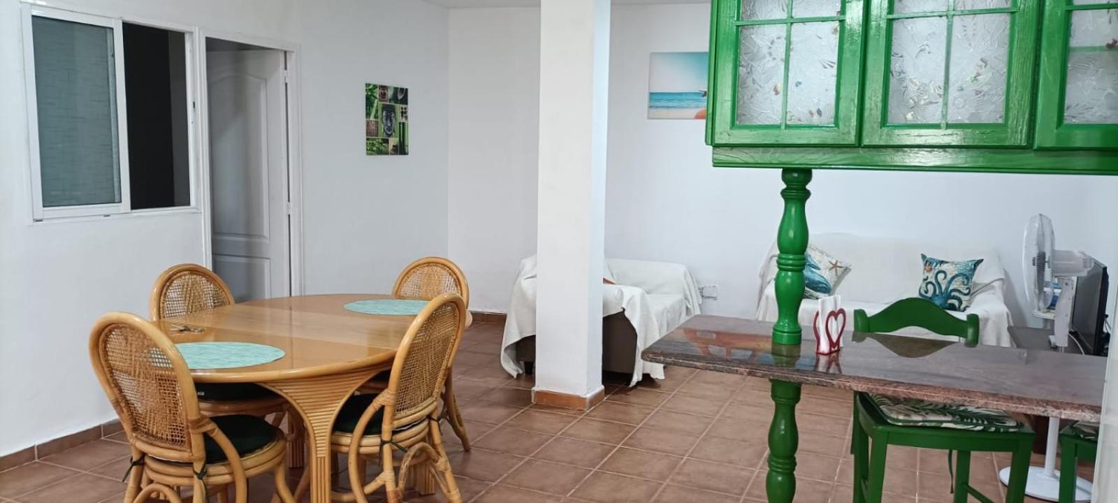 Habitacion Matrimonial En Un Bajo Bano Compartido Areas Compartidas Abades  Zewnętrze zdjęcie